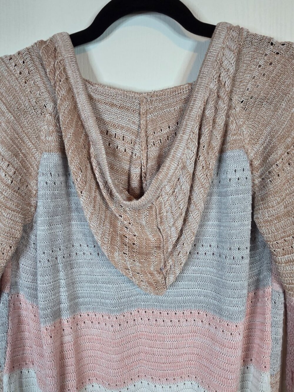 White Pink Gray Tan Striped Lightweight Hoodie Sweater Size XS-S - Picture 5 of 8